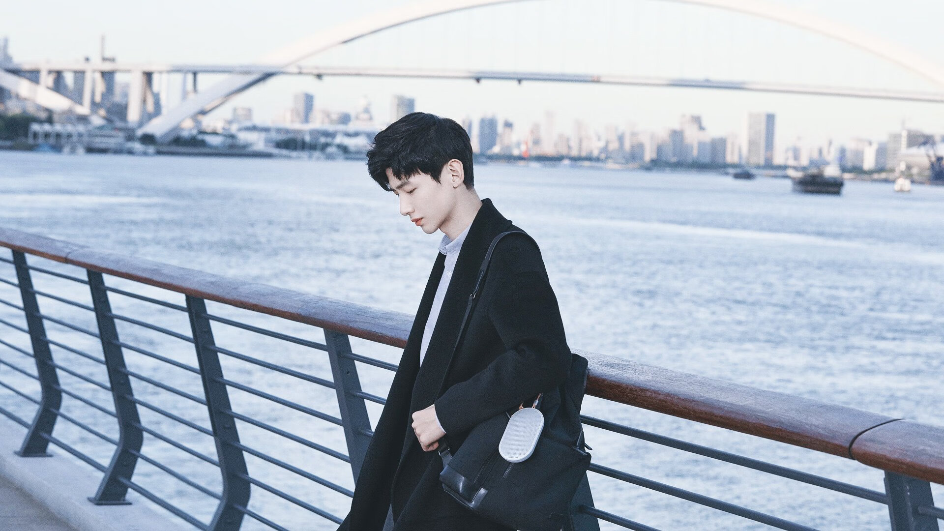 出发入水角度对速度影响，游泳出发入水角度